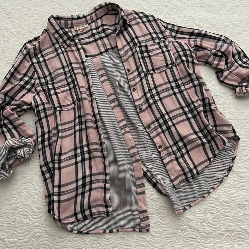 Jane and Delancey Plaid Button Up Shirt Size XL - Picture 5 of 16